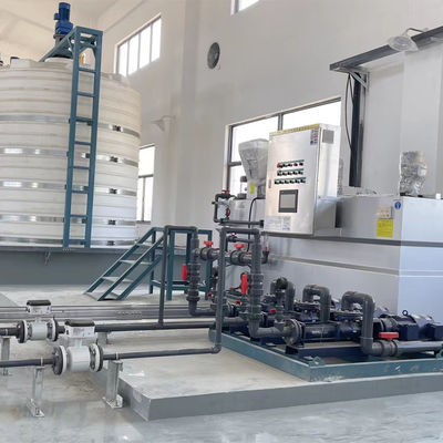 Chemicals Automatic Dosing Machine HTJY-2000 0.75KW IoT Remote Monitoring PLC Controlled